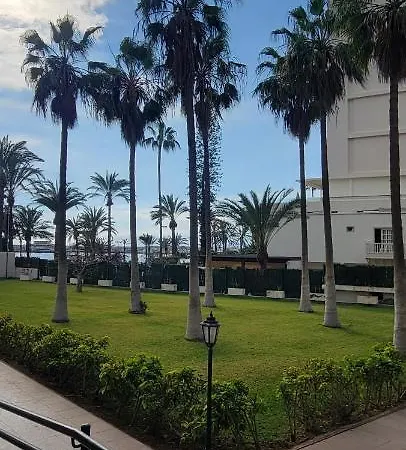 Comodoro Cristianos 302t * Лос Кристианос