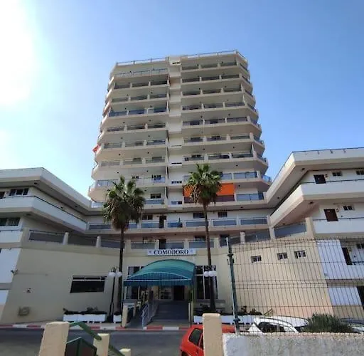 Comodoro Cristianos 302t 公寓 *